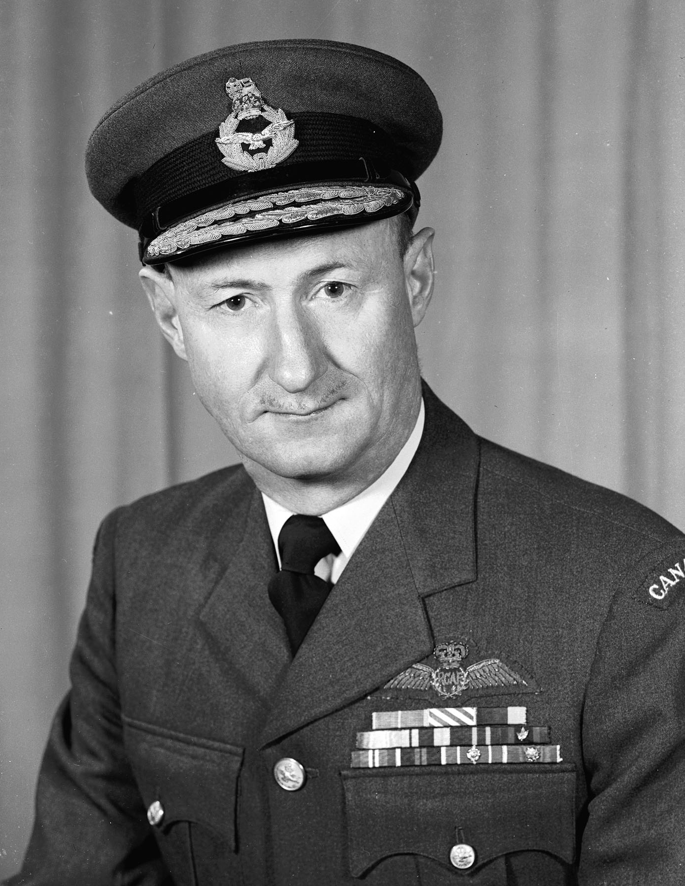 Air Commodore Len Birchall, photographed on May 30, 1961. PHOTO: DND Archives,  PL-133463