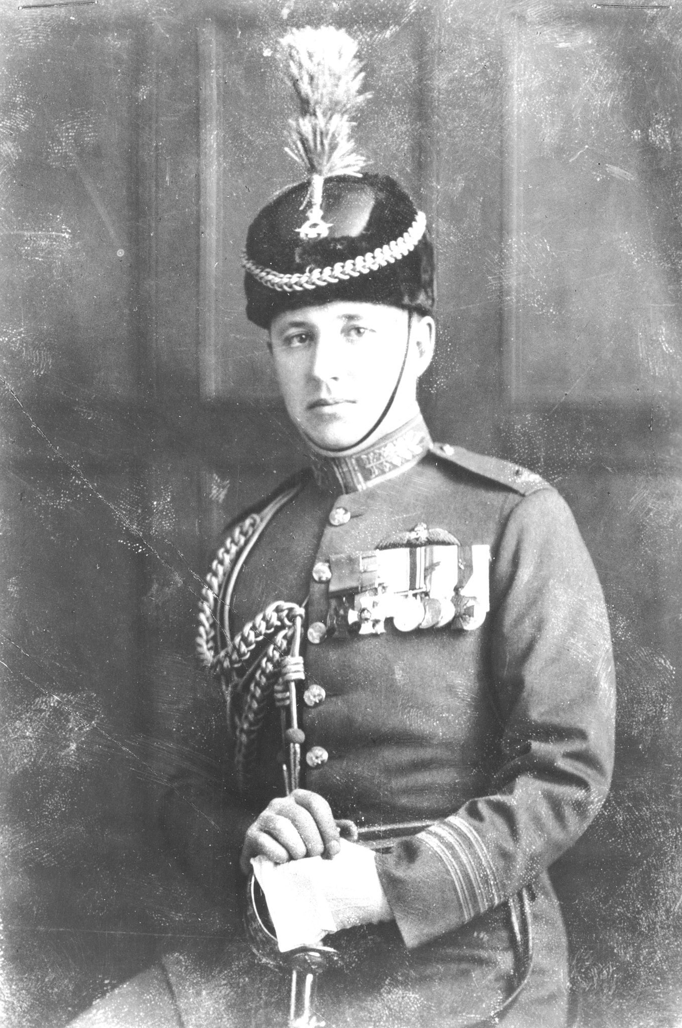 Wing Commander William G. Barker, the first director of the newly-created Royal Canadian Air Force, held the post from April 1, 1924, to May 18, 1924. In this photo, taken around 1925, he wears the dress uniform of the RCAF. PHOTO: DND Archives, RE64-236