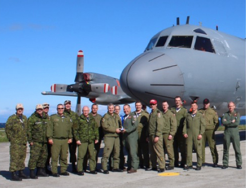 https://www.canada.ca/content/dam/rcaf-arc/migration/images/news-nouvelles/2017/08/dynamic-mongoose-lead-in-aug-crew.jpg