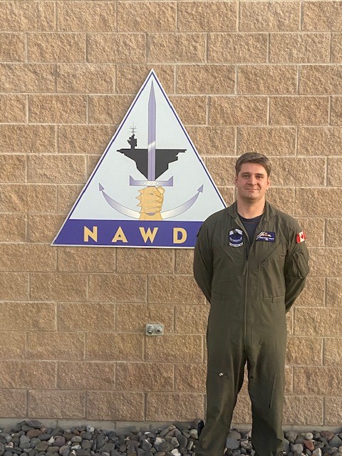 Le capitaine Chris Swartz au Naval Aviation Warfighting Development Center, situé à la station aéronavale Fallon, au Nevada. PHOTO : Naval Aviation Warfighting Development Center