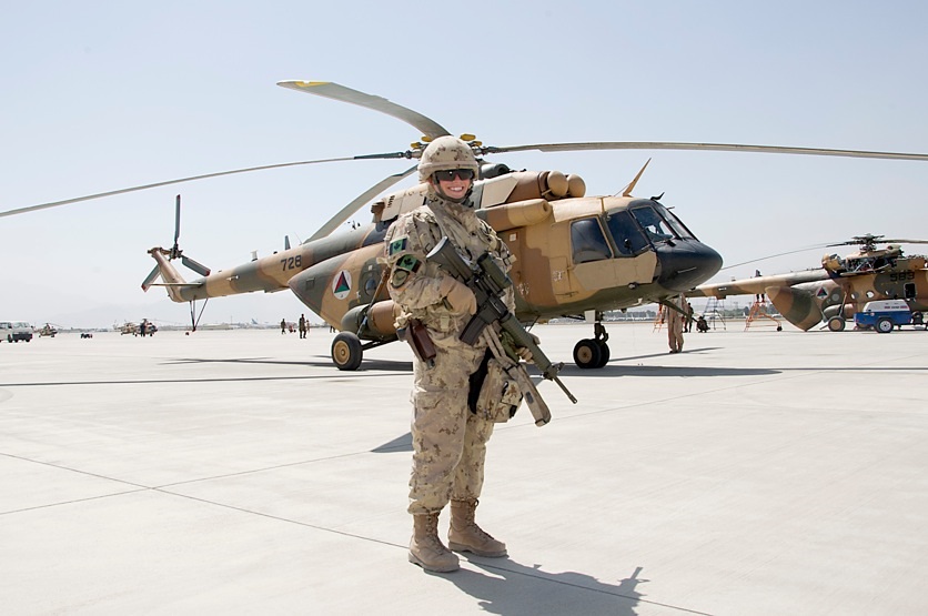 La majore Catherine Cabot a servi son pays lors d’une affectation en Afghanistan dans le cadre de l’opération ATTENTION, Roto 3, de juin à novembre 2013.
