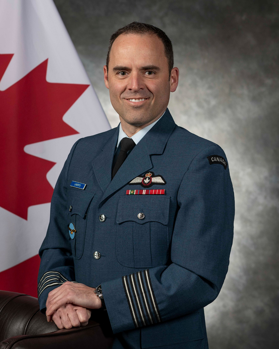 Colonel François Lavertu, CD