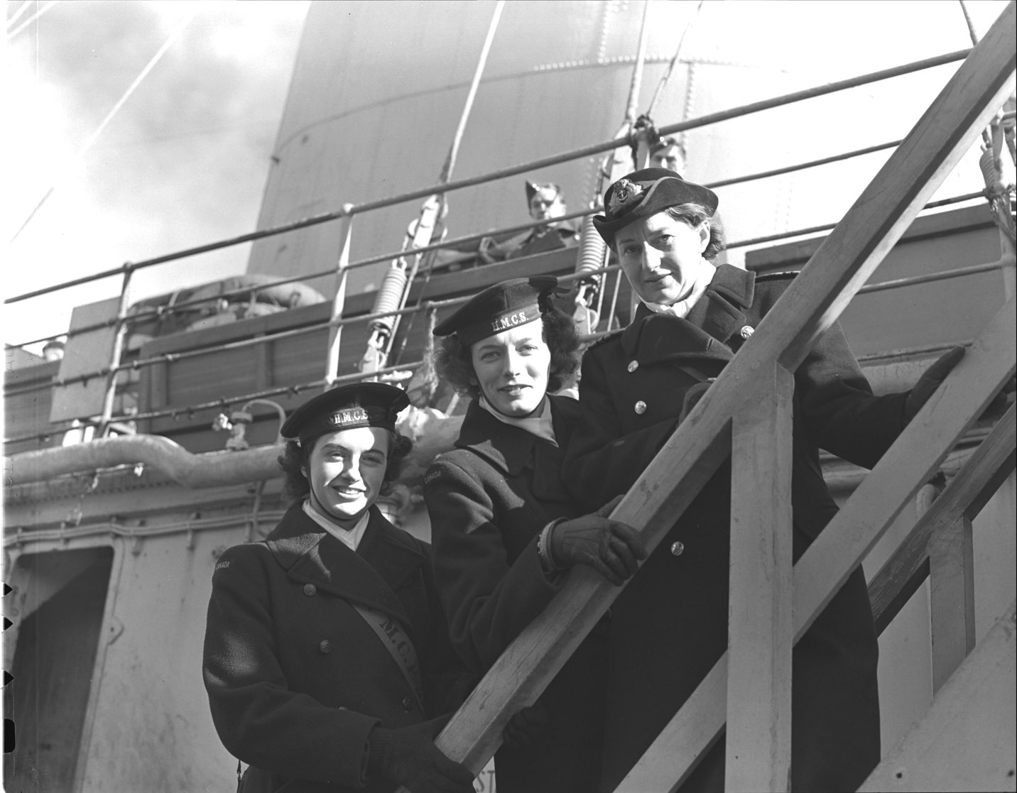 Slide - LCdr Isabel Macneill and two WRENs