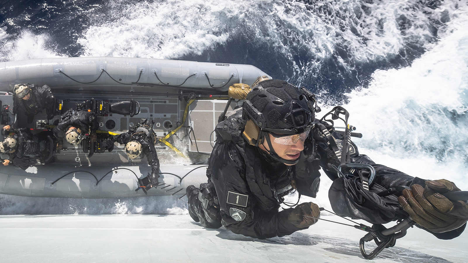 HMCS Halifax departs for Op REASSURANCE Canada.ca