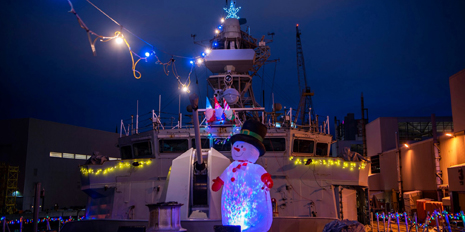Slide - HMCS Fredericton's Festive Lighting 2020