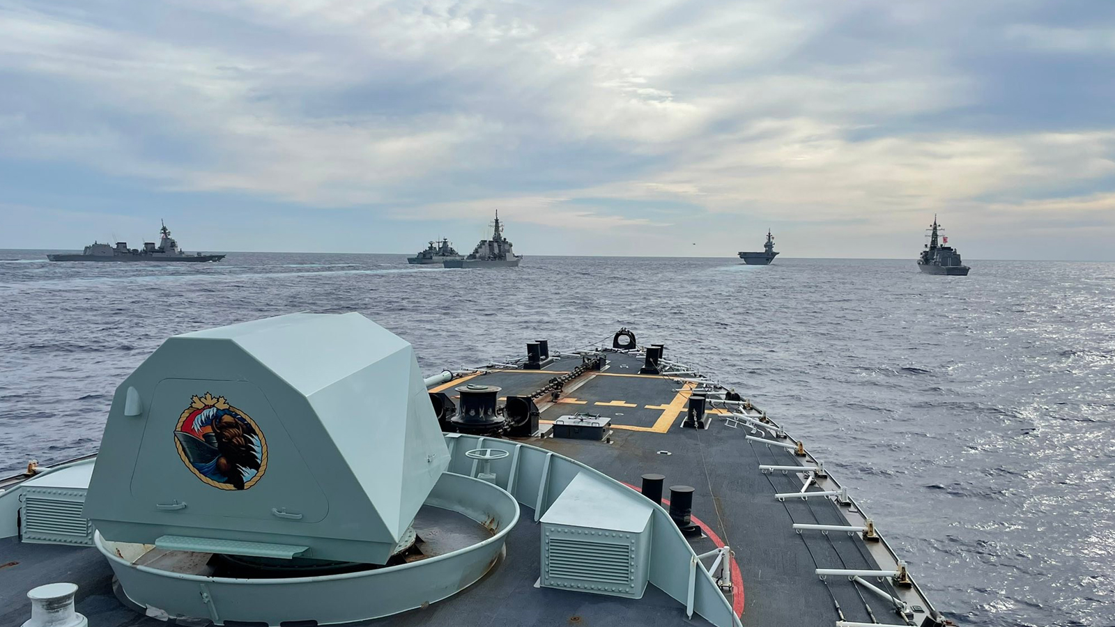 HMCS Winnipeg sails in formation