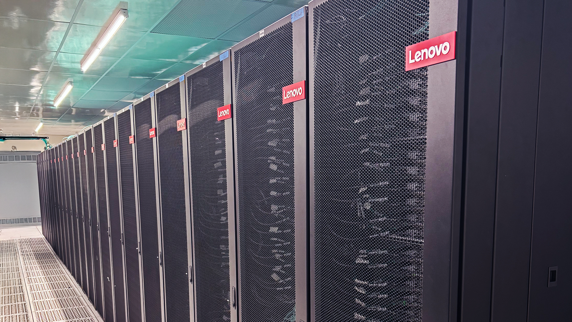 Supercomputer