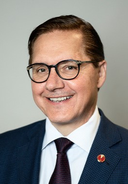 Sénateur Tony Loffreda (Québec – Shawinigan), GSI (Groupe des sénateurs indépendants)