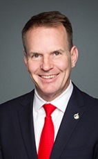 Steven MacKinnon (Gatineau) – Libéral membre, Secrétaire parlementaire du ministre, Services publics et Approvisionnement Canada