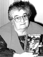 Elsie Knott